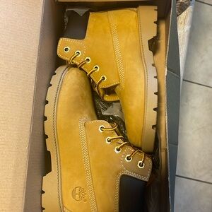 Kids wheat timberlands